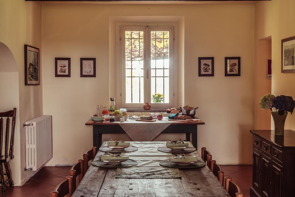 弗利 Agriturismo Il Pettirosso旅馆 外观 照片